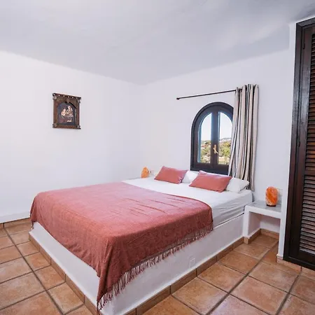 Βίλα Large On Ibiza West Coast With Pool & Sunset View - Nirvana Cala Tarida (Ibiza)